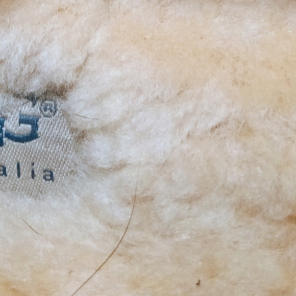 UGG Australia Suede/ Sheepskin Moccasin Slippers, Wom US 9 Blue Good Condition - Picture 3 of 7